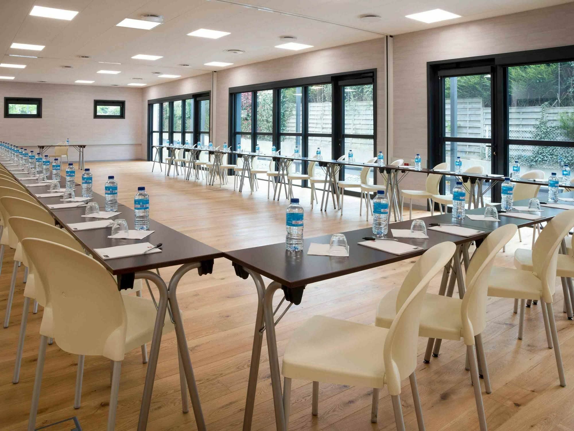 Ibis Rennes Beaulieu Hotel Cesson-Sevigne Exterior photo